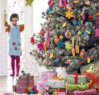 Decorar el arbol de navidad